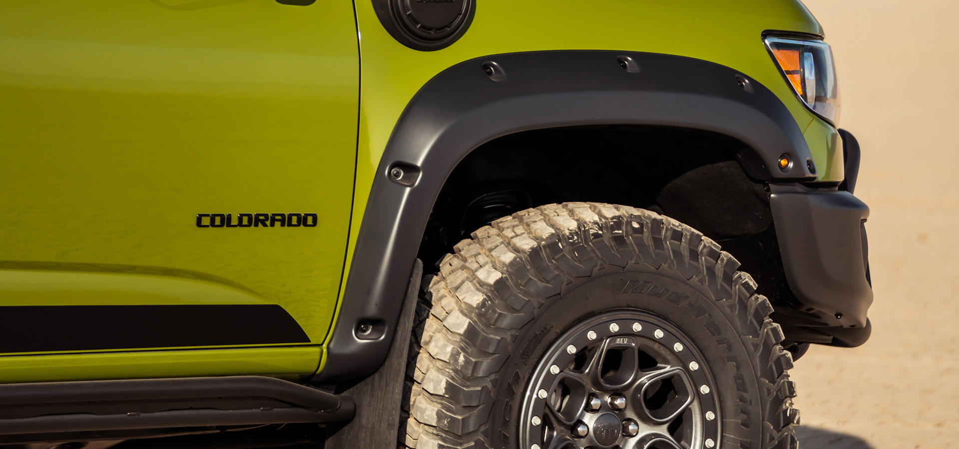 AEV HIGHMARK FENDER FLARES FOR COLORADO ZR2 BISON Sportsman Light